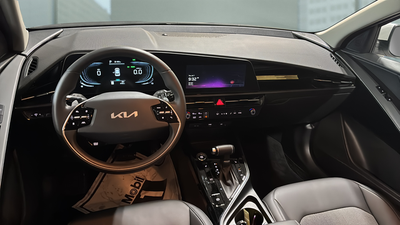 2025 Kia Niro EX