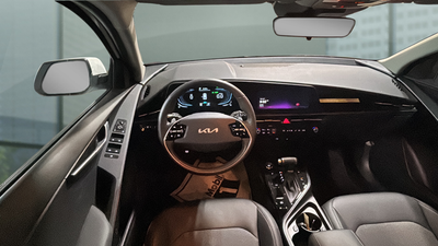 2025 Kia Niro EX