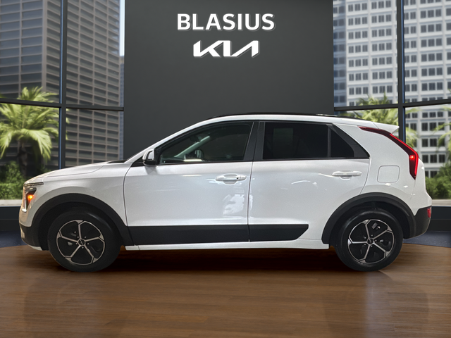2025 Kia Niro EX