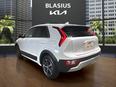 2025 Kia Niro EX