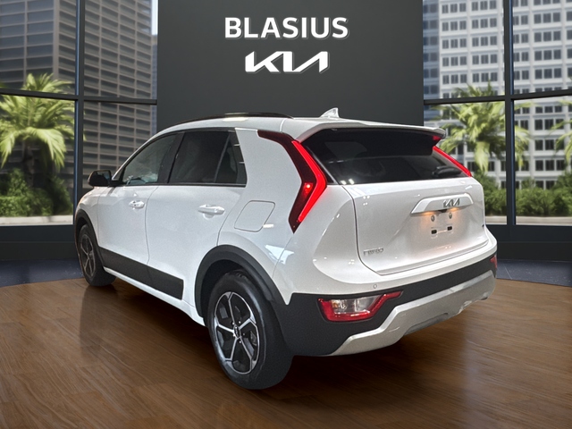 2025 Kia Niro EX