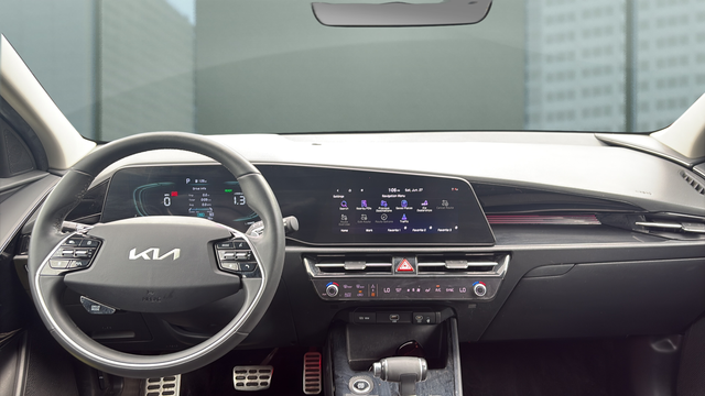 2023 Kia Niro EX Touring