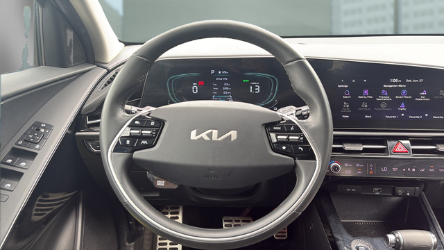 2023 Kia Niro EX Touring