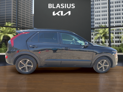 2023 Kia Niro EX