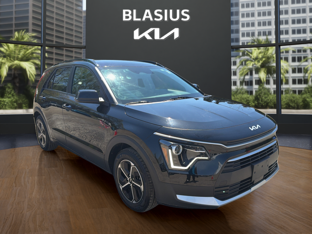 2023 Kia Niro EX