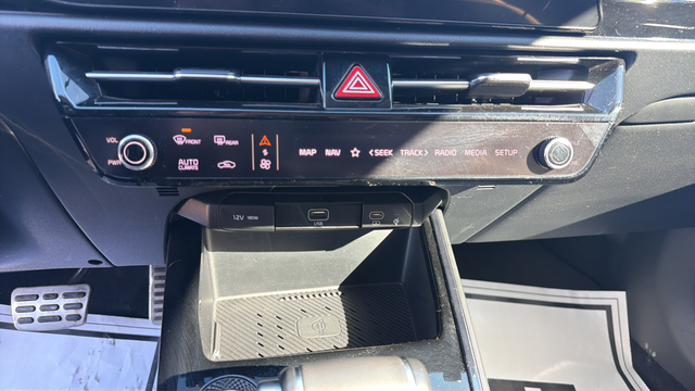 2024 Kia Niro EX Touring