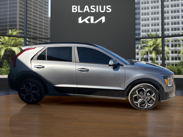 2024 Kia Niro EX Touring