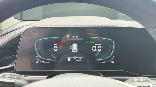 2023 Kia Niro Plug-In Hybrid EX