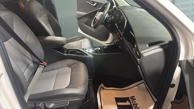 2023 Kia Niro Plug-In Hybrid EX