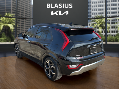 2023 Kia Niro SX Touring