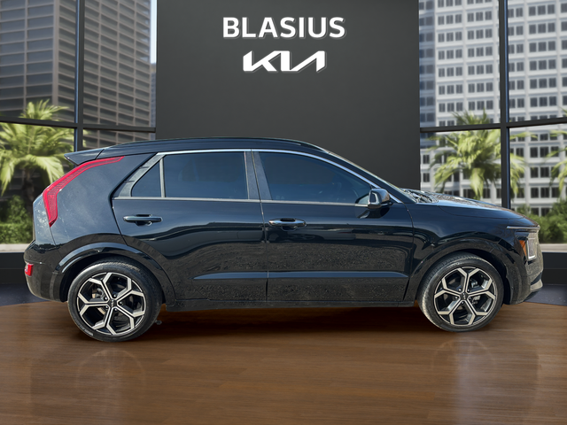2023 Kia Niro SX Touring