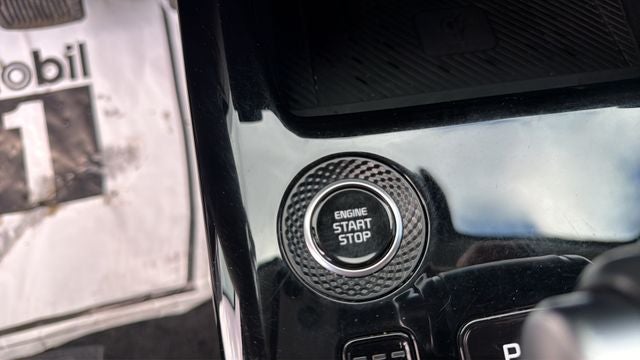 2023 Kia Niro SX