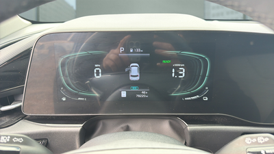 2023 Kia Niro SX