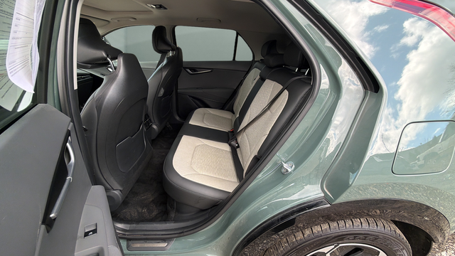 2023 Kia Niro SX