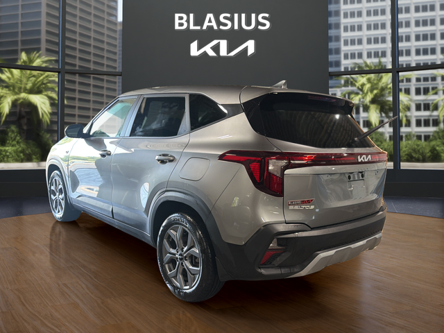 2024 Kia Seltos LX