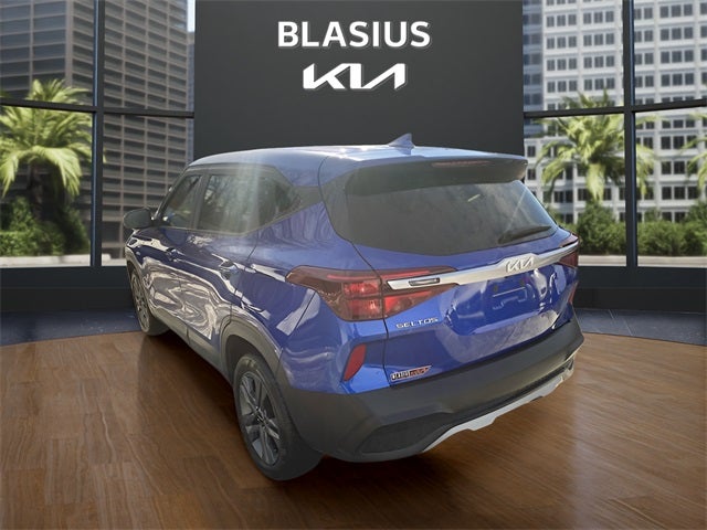 2023 Kia Seltos LX