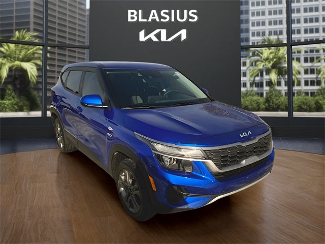 2023 Kia Seltos LX