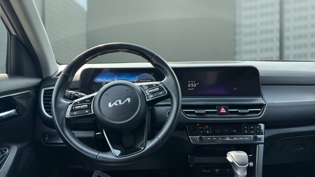 2024 Kia Seltos EX