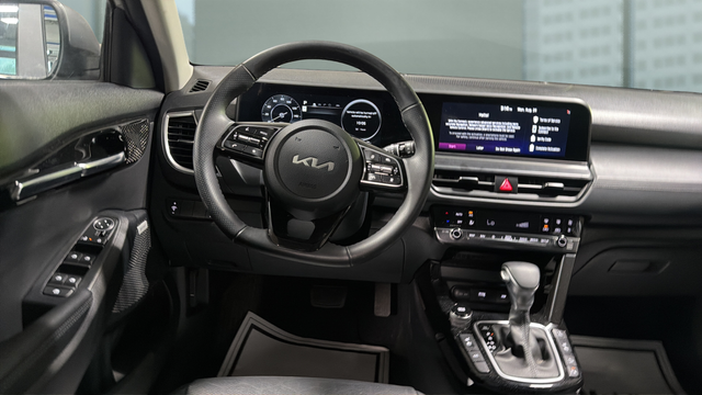2025 Kia Seltos SX