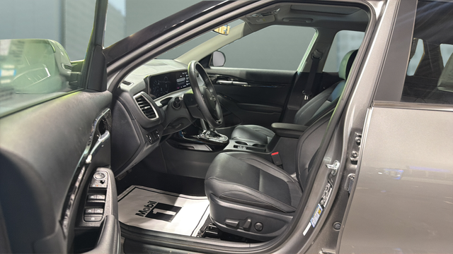 2025 Kia Seltos SX
