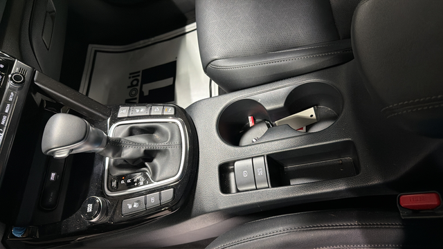 2025 Kia Seltos SX