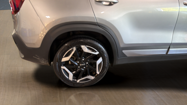 2025 Kia Seltos SX