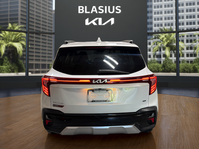 2024 Kia Seltos SX