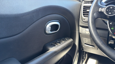 2017 Kia Soul Base