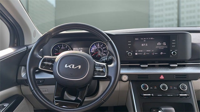 2024 Kia Carnival LX