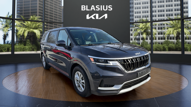 2024 Kia Carnival LX