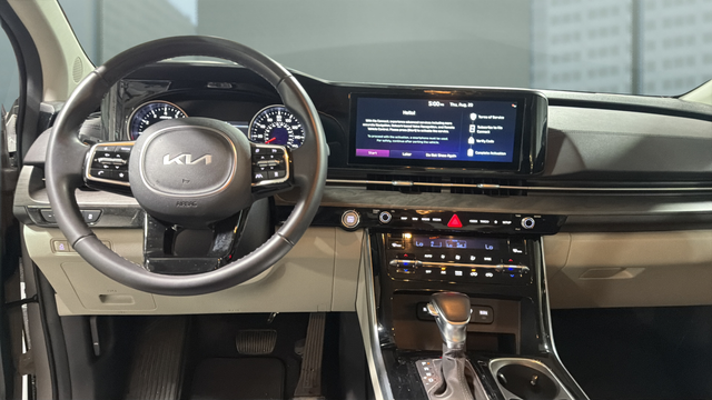 2024 Kia Carnival EX