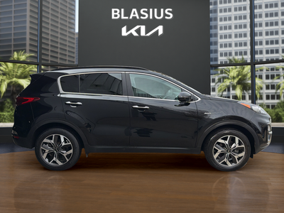 2022 Kia Sportage EX