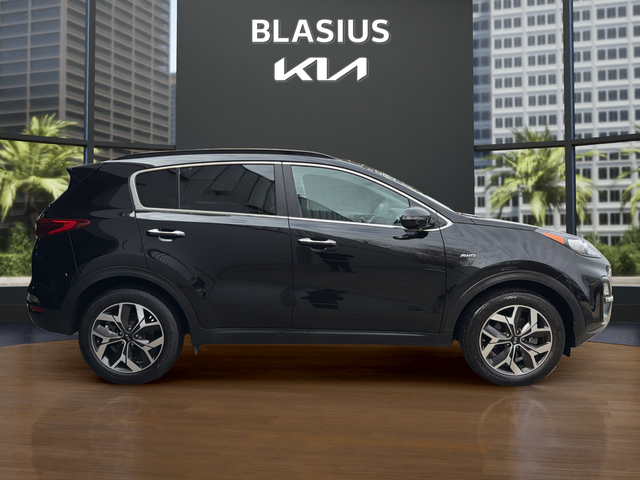 2022 Kia Sportage EX