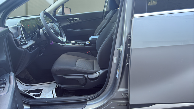 2023 Kia Sportage Hybrid LX