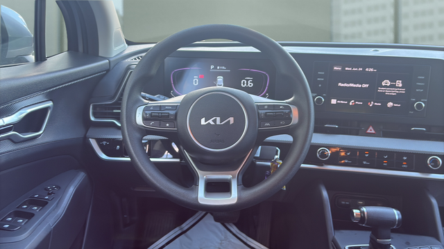 2024 Kia Sportage LX