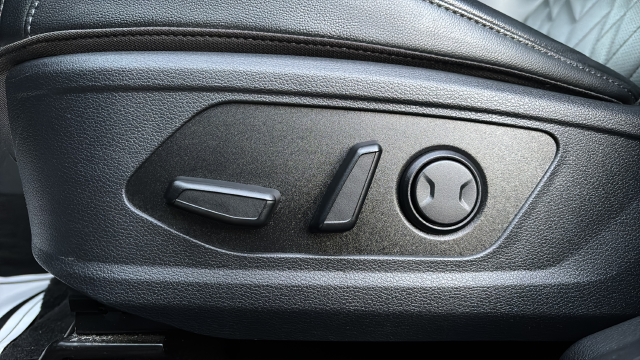 2023 Kia Sportage Plug-In Hybrid X-Line