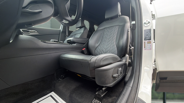 2025 Kia Sportage Plug-In Hybrid X-Line