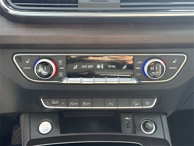 2022 Audi Q5 45 S line Premium quattro