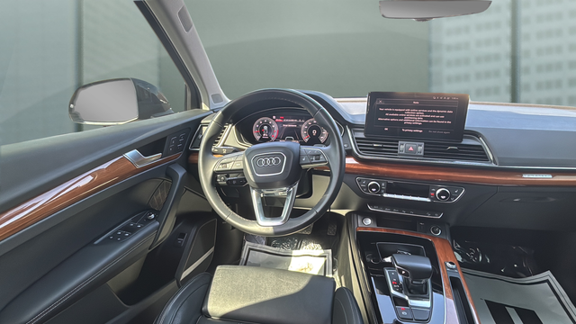 2022 Audi Q5 45 S line Prestige quattro