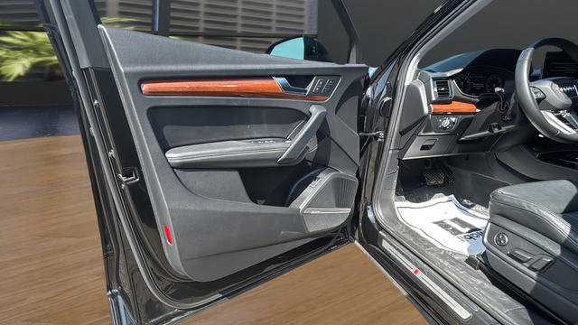 2022 Audi Q5 45 S line Prestige quattro