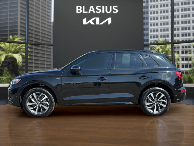 2022 Audi Q5 45 S line Prestige quattro