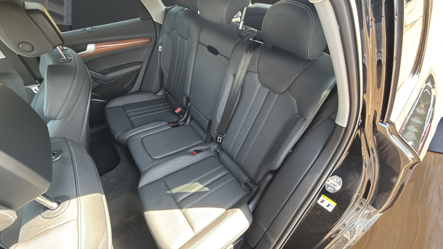 2022 Audi Q5 45 S line Prestige quattro