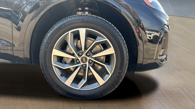 2022 Audi Q5 45 S line Prestige quattro