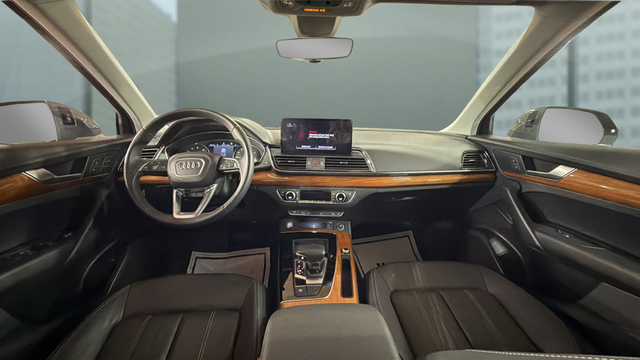 2023 Audi Q5 45 S line Premium quattro