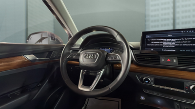2023 Audi Q5 45 S line Premium quattro