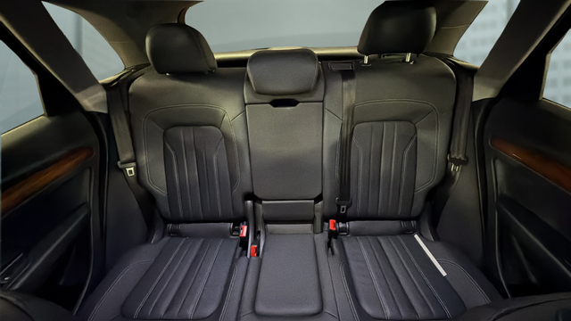 2023 Audi Q5 45 S line Premium quattro