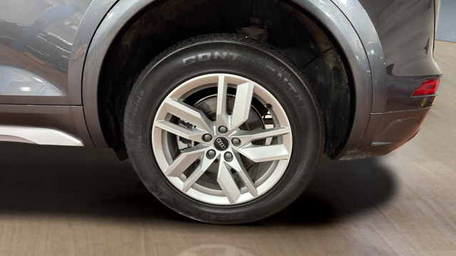 2023 Audi Q5 45 S line Premium quattro