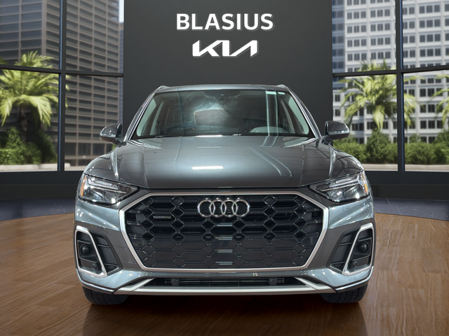 2023 Audi Q5 45 S line Premium quattro