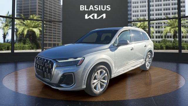 2025 Audi Q7 Premium Plus