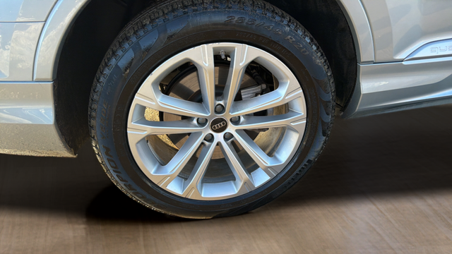 2025 Audi Q7 55 Premium Plus quattro